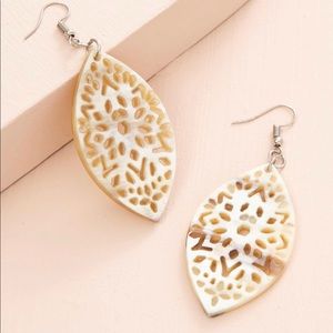 NOONDAY LOVELY LACE EARRINGS